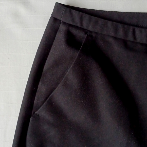 Tahari Polyester Blend Tapered Dress Pant- Sz. 10 - Picture 3 of 9